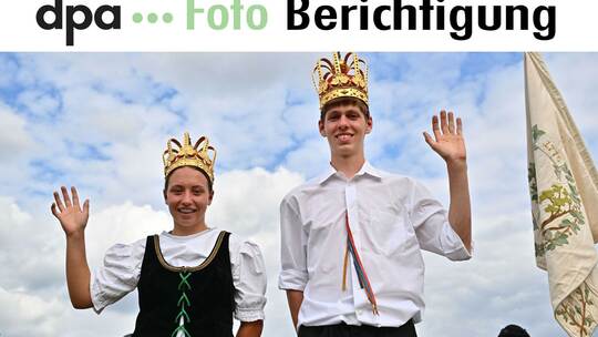 Höhepunkt des Markgröninger Schäferlaufs Höhepunkt des Markgröninger Schäferlaufs