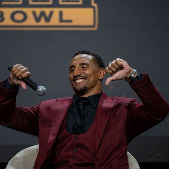 Podiumsdiskussion der NFL mit Jakob Johnson