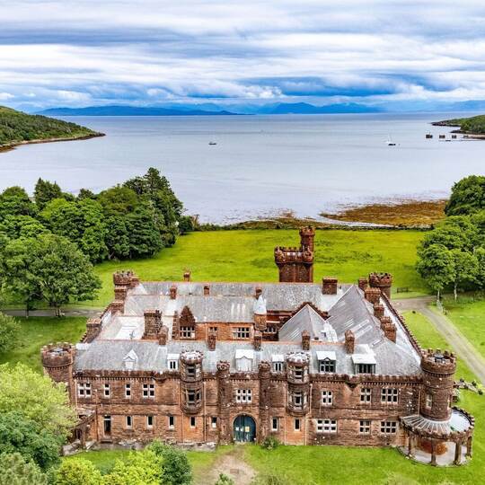 Kinloch Castle steht zum Verkauf