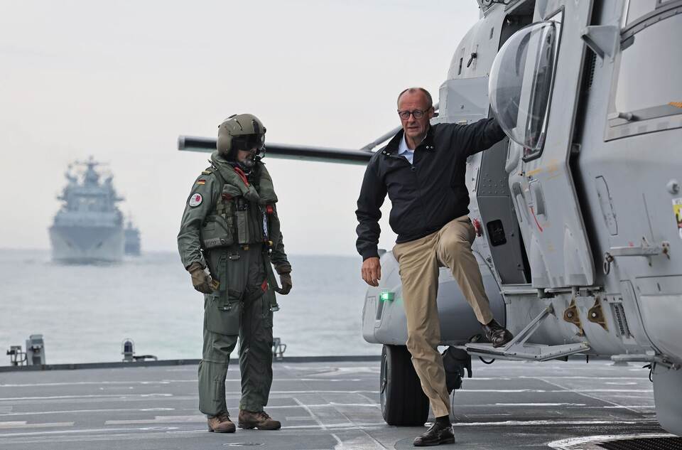 Bundeskanzler Merz besucht Marine Bundeskanzler Merz besucht Marine
