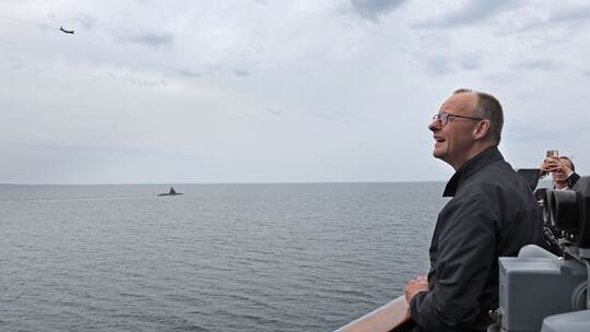 Bundeskanzler Merz besucht Marine Bundeskanzler Merz besucht Marine