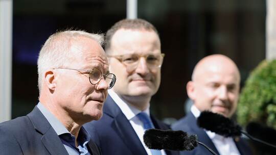 Klausurabschluss der Fraktionsvorstände CDU/CSU und SPD Klausurabschluss der Fraktionsvorstände CDU/CSU und SPD