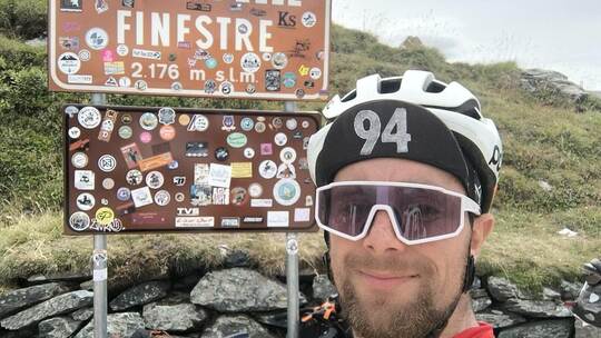 Yannick Hackebeil auf dem 2178 Meter Colle delle Finistre im Piemont. Es war nur einer von vielen Gebirgspässen beim Transcontin