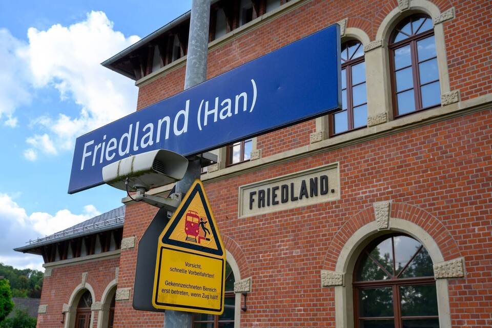 Nach Tod einer 16-Jährigen am Bahnhof Friedland Nach Tod einer 16-Jährigen am Bahnhof Friedland