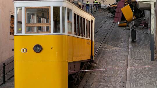 Nach Standseilbahn-Unfall in Lissabon Nach Standseilbahn-Unfall in Lissabon