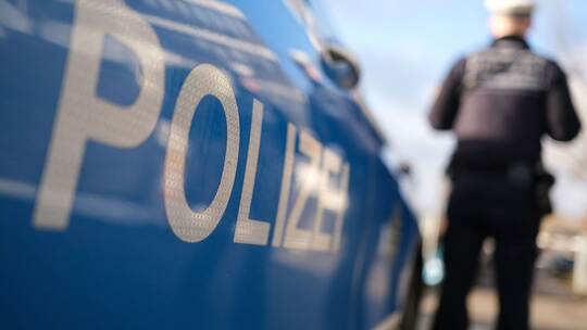 Polizei - Symbolbild Polizei - Symbolbild