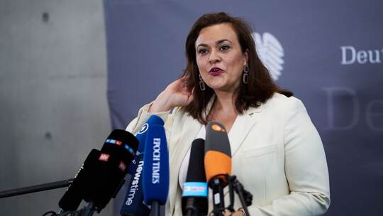 Enquetekommission zur Corona-Pandemie Enquetekommission zur Corona-Pandemie