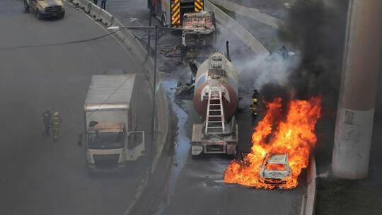 Explosion von Tankwagen in Mexiko