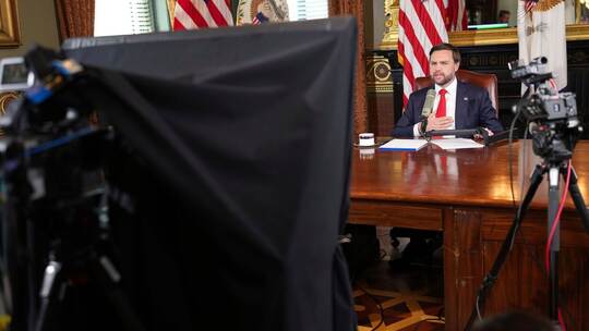Vance moderiert "Charlie Kirk Show"