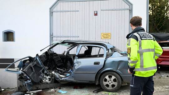 Tödlicher Autounfall in Blochingen