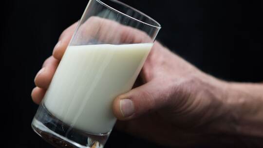 Ein Glas Milch