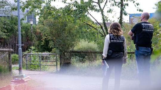 Leiche in Koffer am Stadtrand von Filderstadt gefunden Leiche in Koffer am Stadtrand von Filderstadt gefunden