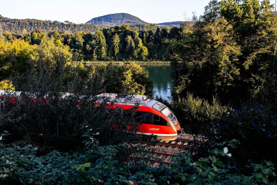 Symbolischer Baustart für Elektrifizierung der Hochrheinbahn