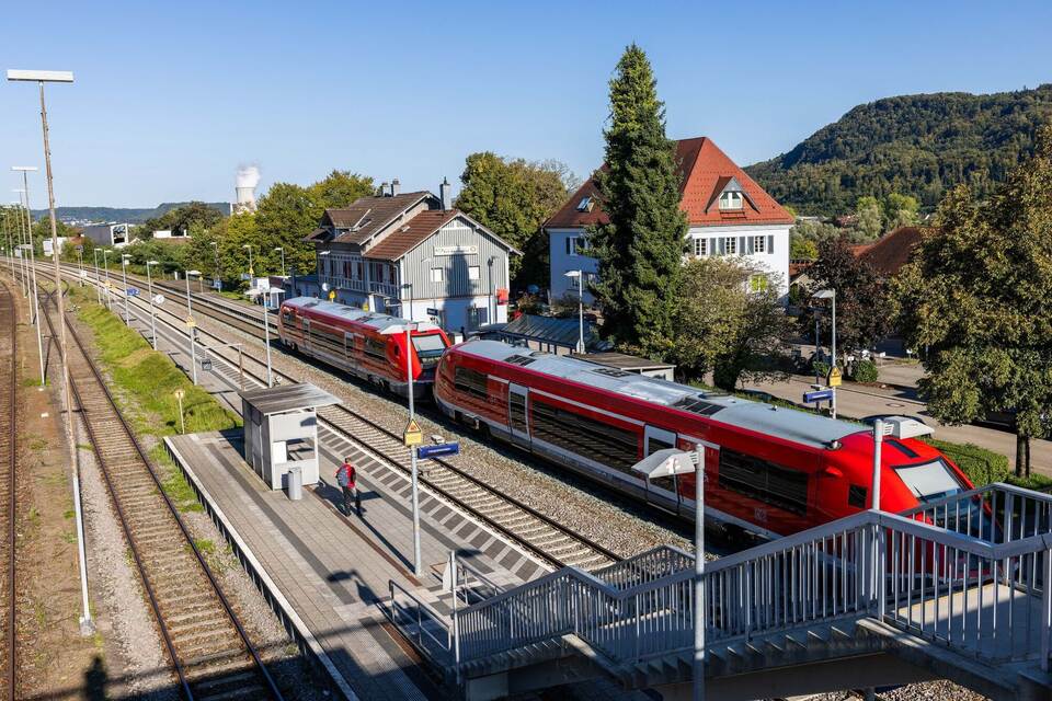 Symbolischer Baustart für Elektrifizierung der Hochrheinbahn