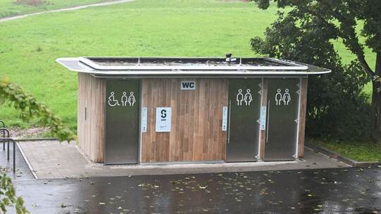 Toilettenhaus kostet 600.000 Euro