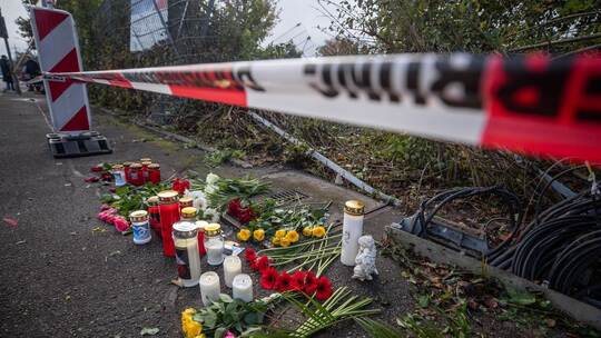 Trauer nach Unfall mit drei Toten Trauer nach Unfall mit drei Toten