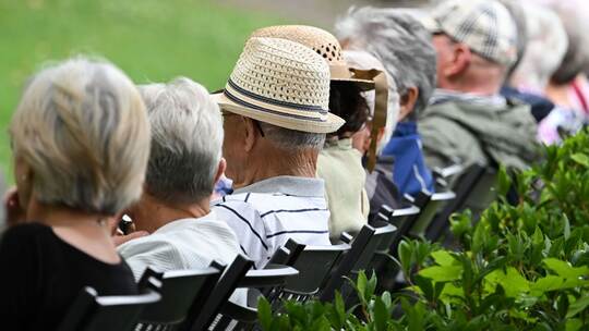 Rentnerinnen und Rentner