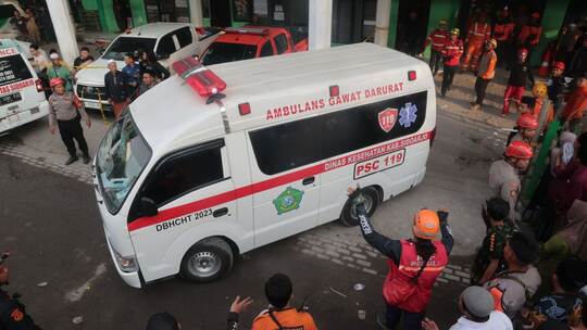 Internat in Indonesien eingestürzt