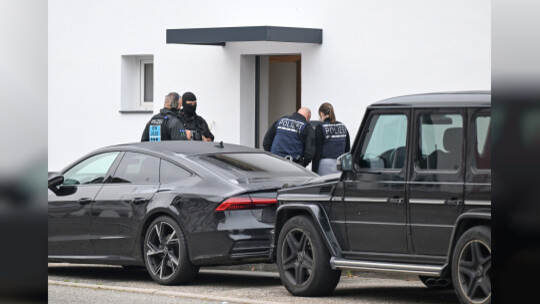 Polizei durchsucht mehrere Objekte in drei Bundesländern