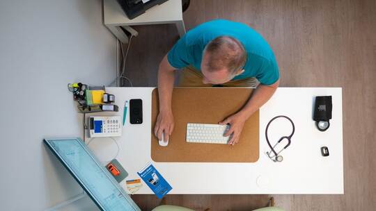 Elektronische Patientenakte - Hausarzt Elektronische Patientenakte - Hausarzt