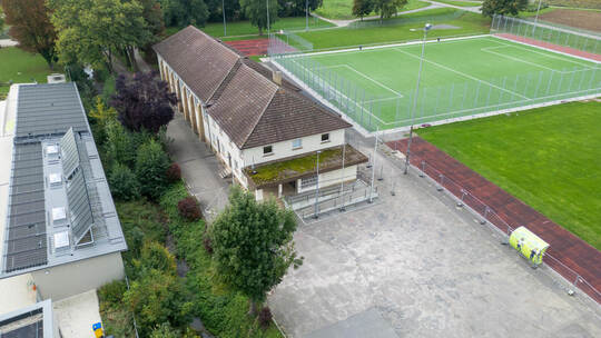 Knittlingen Alte Festhalle Gesperrt