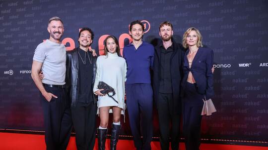 Premiere der ARD/WDR-Serie "naked" Premiere der ARD/WDR-Serie "naked"