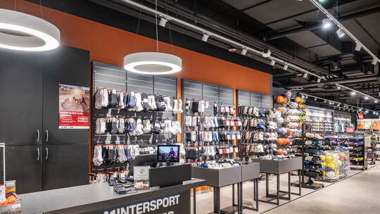 ARTIS-Uli Deck// 17.09.2025 - Intersport Elsässer , 20 Jahre in der Schlössle Galerie Pforzheim