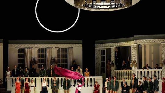 Das Ensemble des Hamburg Ballett beschert dem Publikum im Festspielhaus Baden-Baden mit John Neumeiers „Nijinsky“ einen emotiona