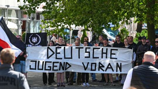 Rechte Gegendemonstration - CSD in Magdeburg