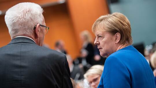 Ministerpräsidentenkonferenz trifft Bundesregierung