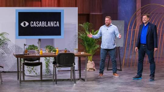 Carsten Kraus (rechts) und Markus Vollmer präsentierten ihre Geschäftsidee „Casablanca“ in der Sendung „Die Höhle der Löwen“. RT