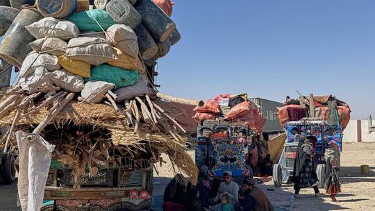 Afghanische Flüchtlinge an der pakistanischen Grenze