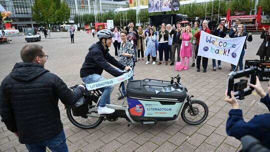 77. Frankfurter Buchmesse - Literadtour 77. Frankfurter Buchmesse - Literadtour