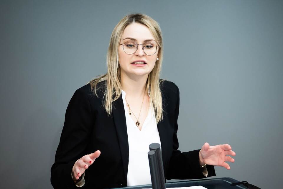 Natalie Pawlik Natalie Pawlik