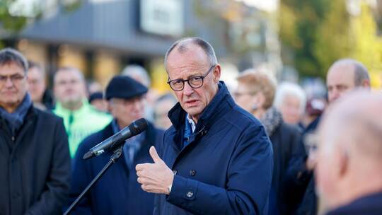 Bundeskanzler Merz zu Bürgergesprächen im Sauerland Bundeskanzler Merz zu Bürgergesprächen im Sauerland