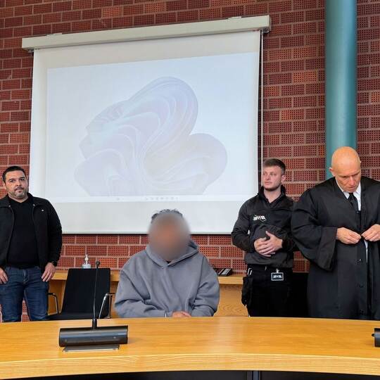 Mann wegen Mordes vor Gericht