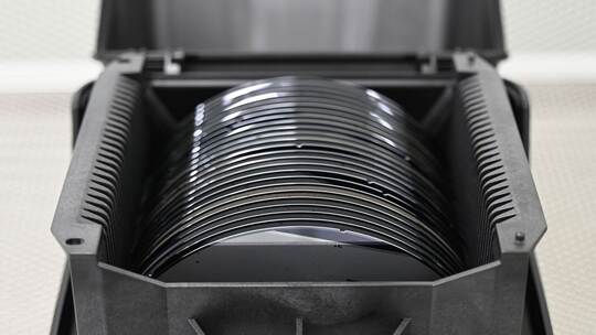 Scheiben aus Halbleiter-Material Scheiben aus Halbleiter-Material