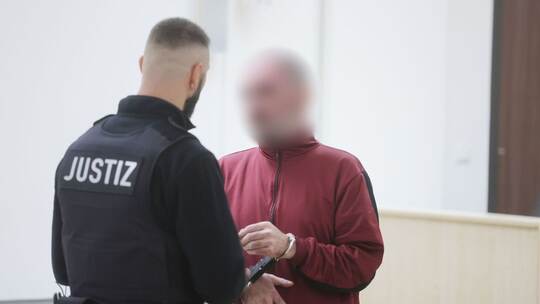 Prozessbeginn wegen versuchten Mord Prozessbeginn wegen versuchten Mord