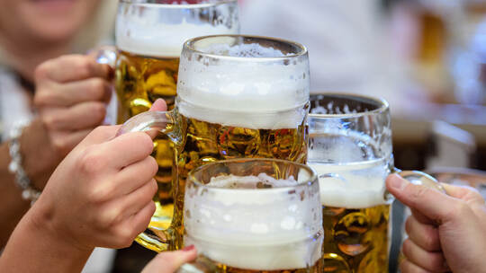 Bierkrüge
