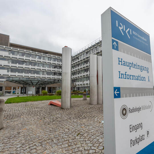 Die heutige RKH Klinik in Mühlacker ist im Oktober 1975 als Kreiskrankenhaus eingeweiht worden. Das breite medizinische Spektrum