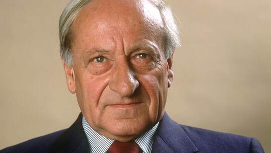 Gründer von SOS-Kinderdorf - Hermann Gmeiner Gründer von SOS-Kinderdorf - Hermann Gmeiner