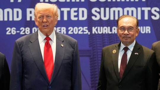 Trump trifft malaysischen Ibrahim Trump trifft malaysischen Ibrahim