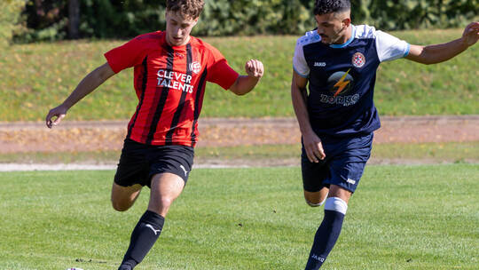 Elijas Lutz vom 1. FC Birkenfeld sah den 4:3-Erfolg seiner Mannschaft gegen Spitzenreiter Calmbach am Ende nur noch von der Bank