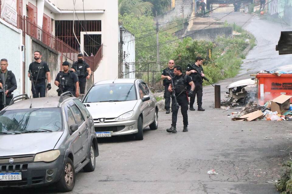 Polizeieinsatz in Favelas in Rio de Janeiro Polizeieinsatz in Favelas in Rio de Janeiro