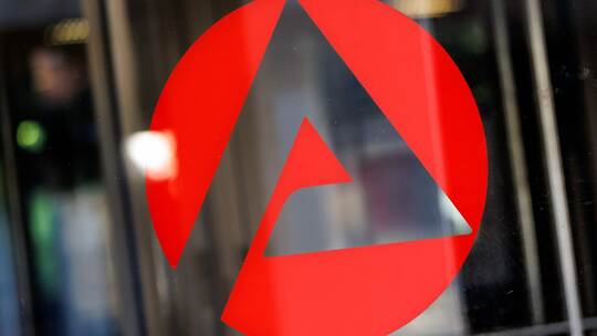 Jede*r Zweite für Bürgergeldsanktionen