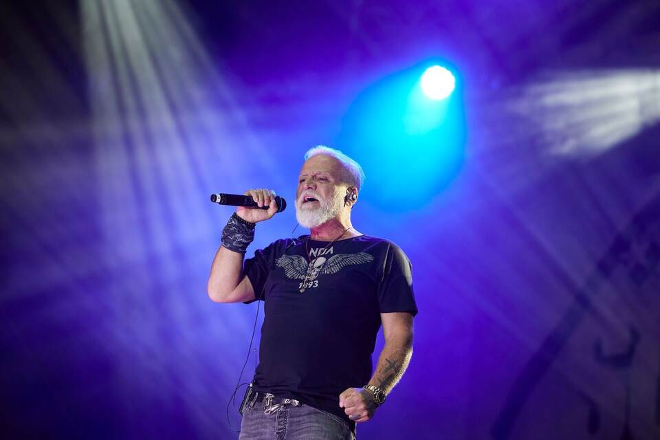 Nino de Angelo Nino de Angelo