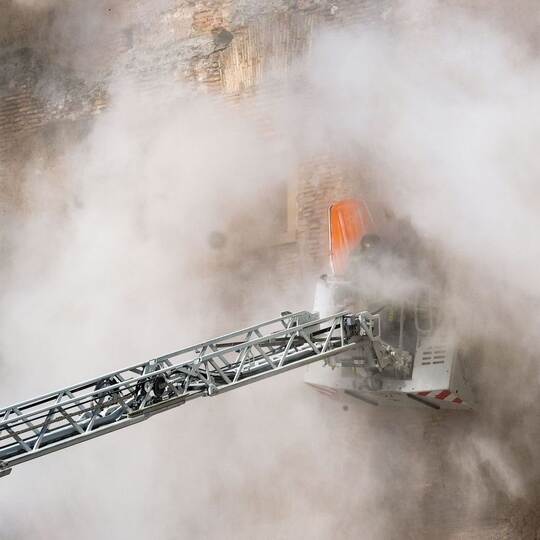 Mittelalterlicher Turm in Rom stürzt ein