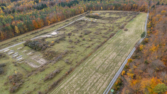 Die einstige Raketenstation der US-Armee für atomar bestückbare Kurzstreckenraketen vom Typ Nike zwischen A8, Wurmberger Straße NIKE Anlage Wurmberg US Army