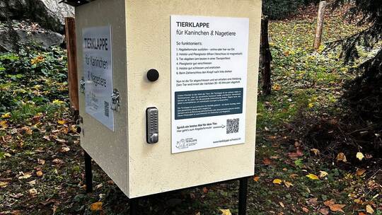 Erste Tierklappe in der Schweiz