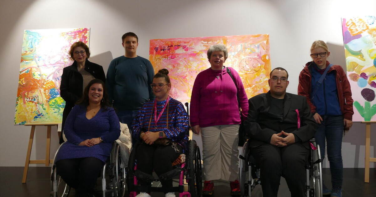 Art Breaks Boundaries: Artists from 